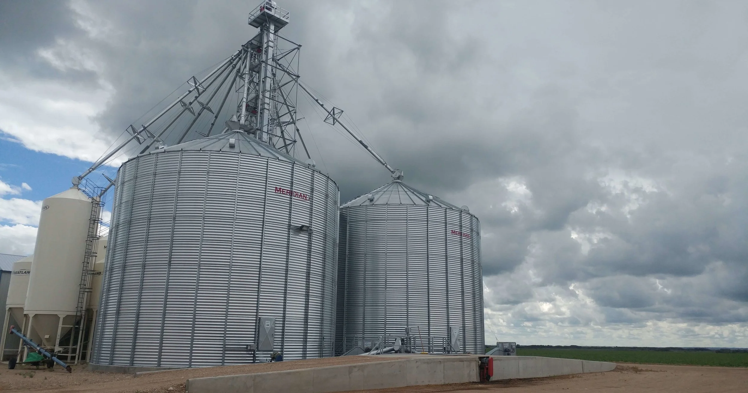 Bagged and toted feed available at retail
